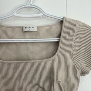 Aritzia babaton square neck top